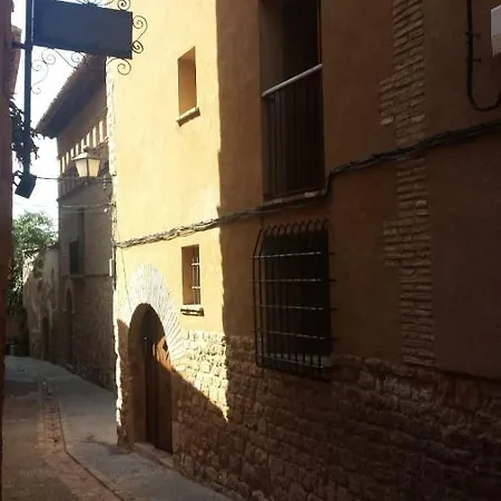 Apartamento La Cocineta 3o * Alquézar